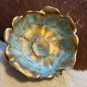 Vintage Stangl Antique 22K Gold On Green Ruffled Rose Bowl Ruffled Edge